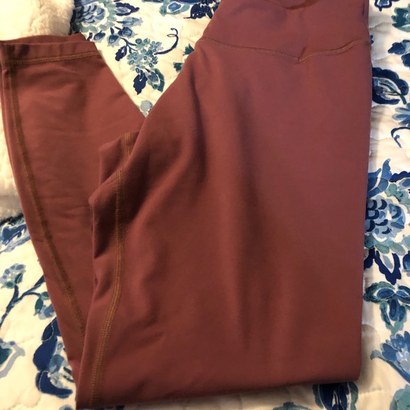 Duluth Trading Company Slim Leg Pants VGC - Picture 2 of 7